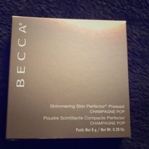Becca Shimmering Skin Perfector highlighter